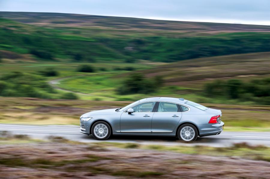  Volvo S90 D4 Inscription 2016 года  (UK) (фото 22 из 30)